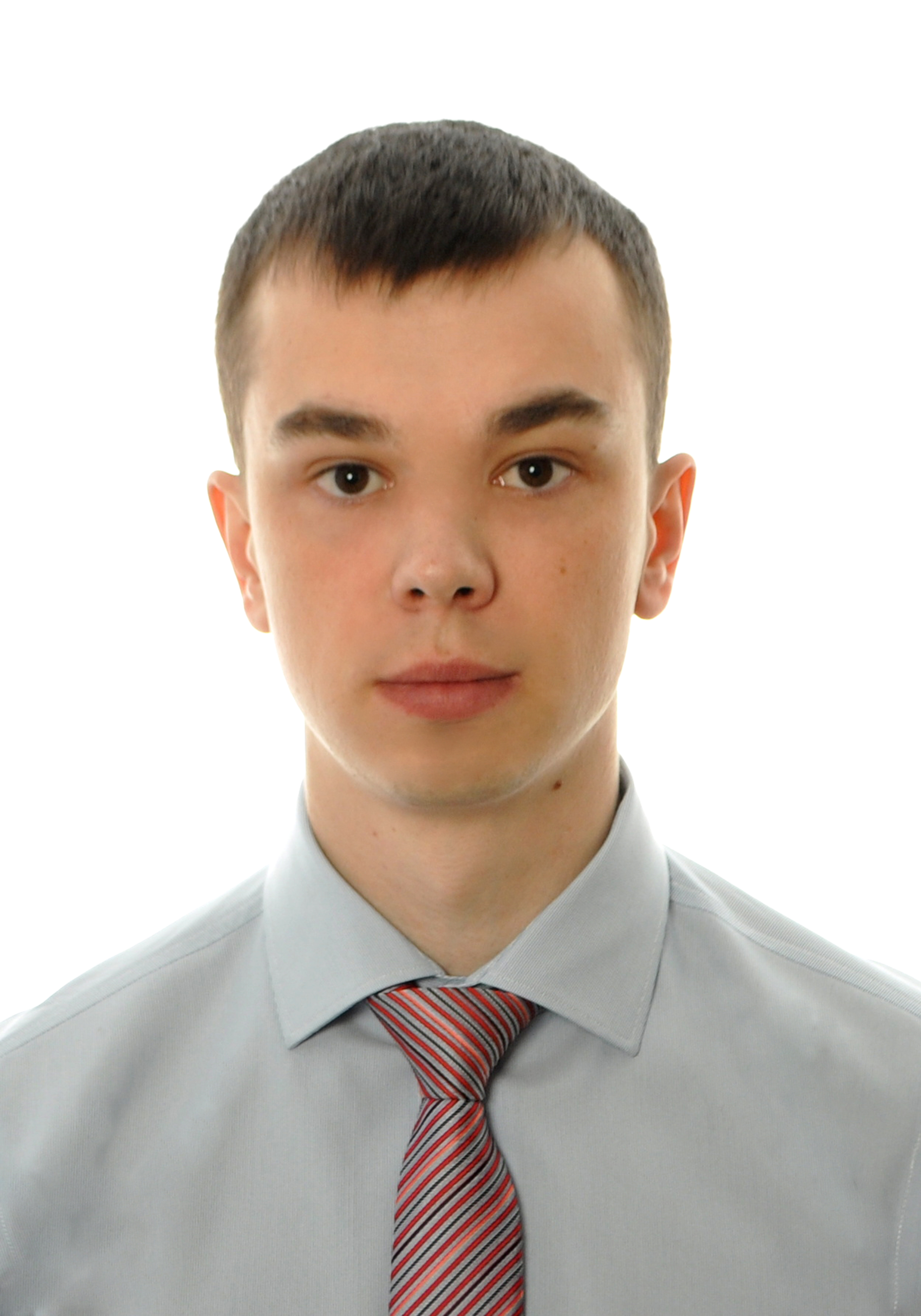 Тихонов Станислав Витальевич.